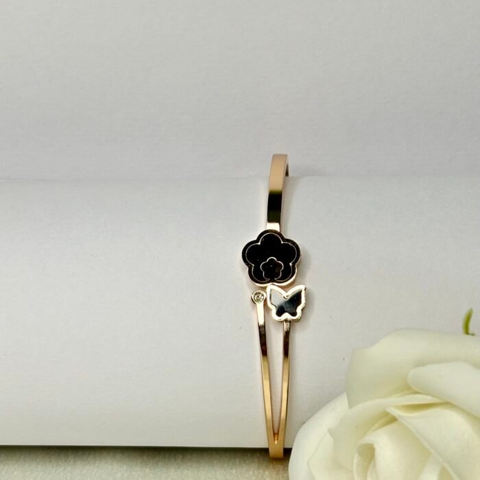 Black Enamel Clover Anti Tarnished Breacelet