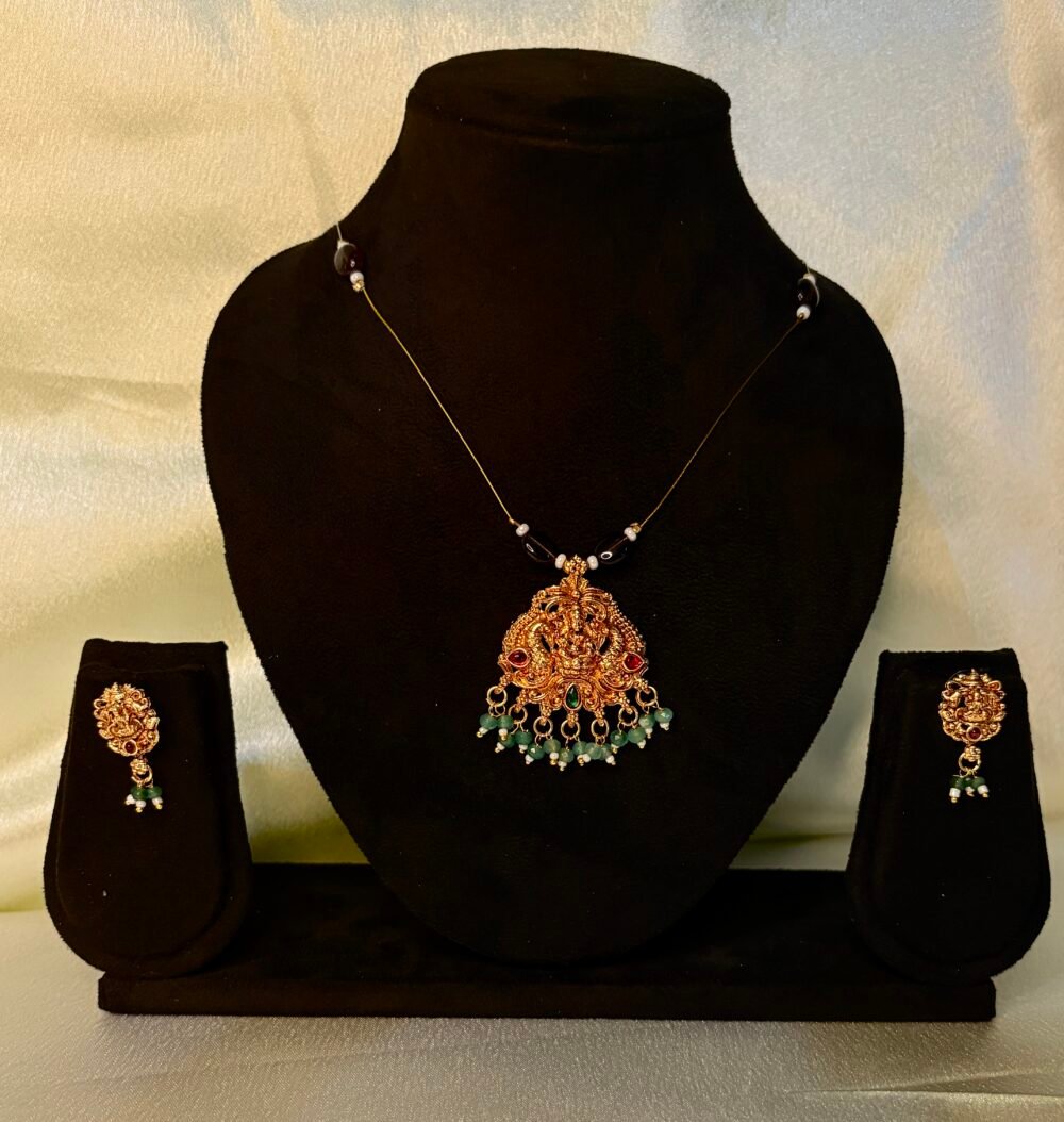 Invisible necklaces Traditional Lakshmi pendant 