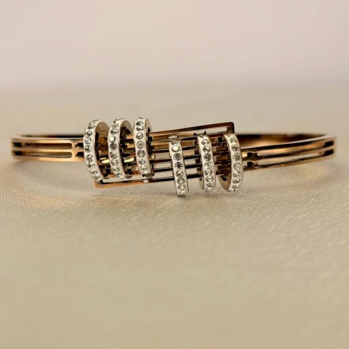 Modern stacked bracelet